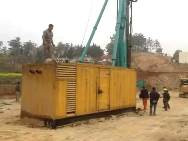 金口河如何判断水冷式机油散热器密封件是否需要更换?